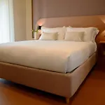 Ca Bela - Susa Vendégház Milánó